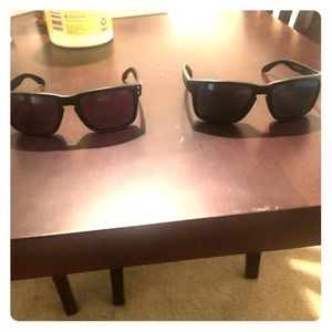 SOLD-Oakley Holbrook